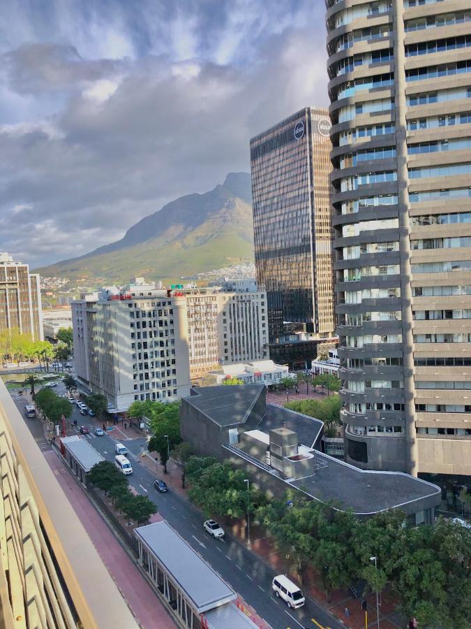 Icon Self Catering Apartment In Cape Town Near Waterfront And Cticc Kültér fotó