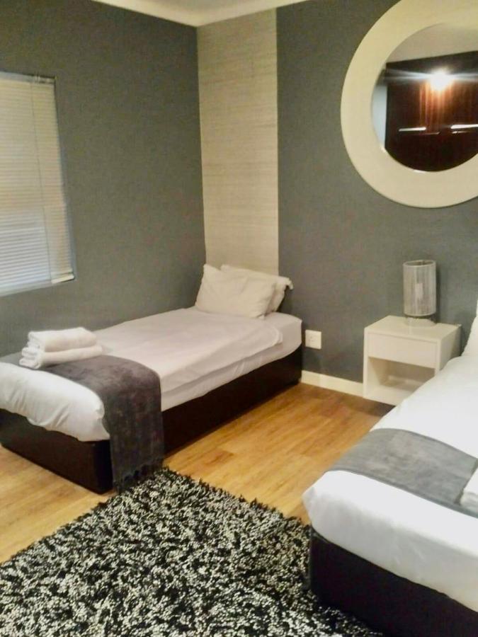 Icon Self Catering Apartment In Cape Town Near Waterfront And Cticc Kültér fotó