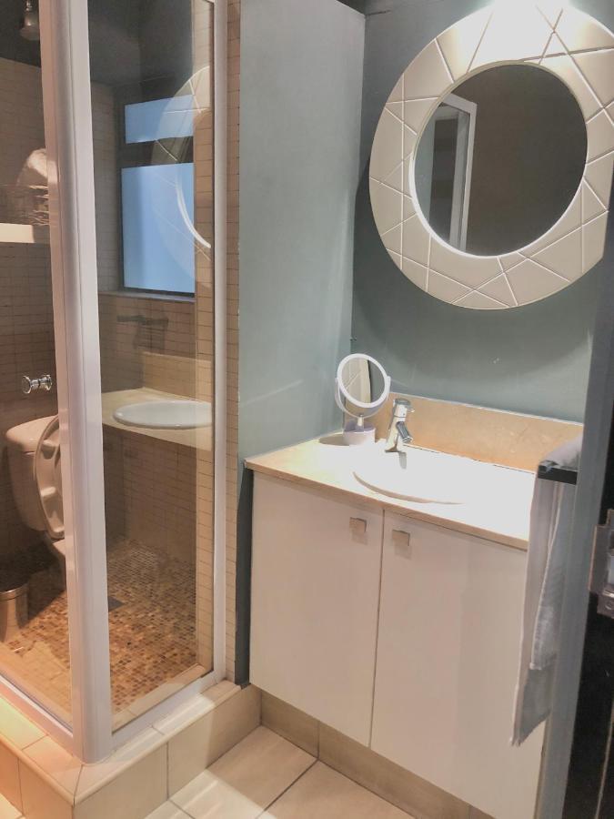 Icon Self Catering Apartment In Cape Town Near Waterfront And Cticc Kültér fotó