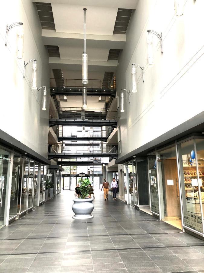 Icon Self Catering Apartment In Cape Town Near Waterfront And Cticc Kültér fotó
