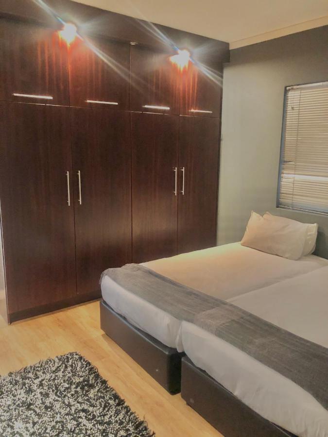 Icon Self Catering Apartment In Cape Town Near Waterfront And Cticc Kültér fotó